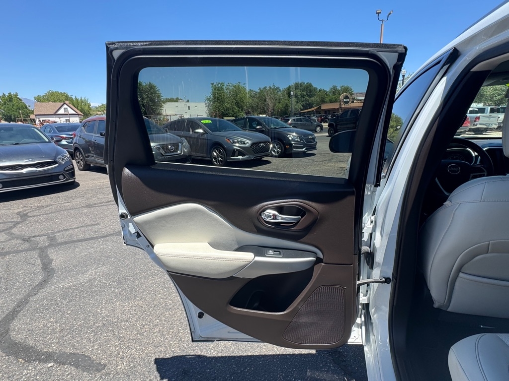 Jeep Cherokee Overland 4WD 2017