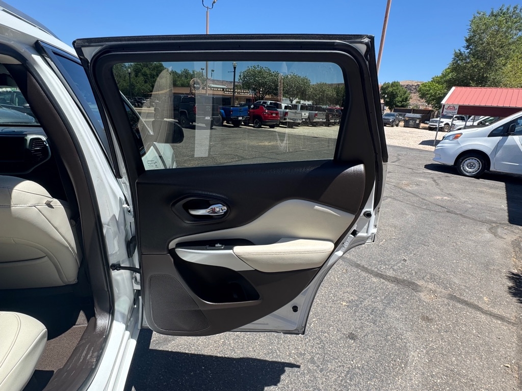 Jeep Cherokee Overland 4WD 2017