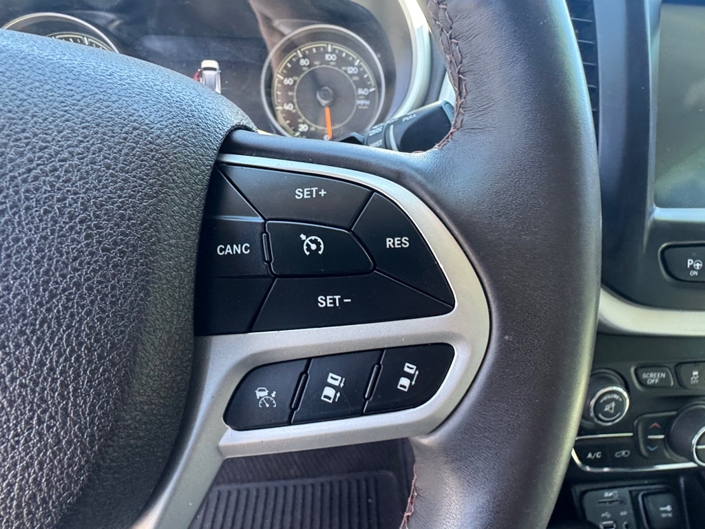 Jeep Cherokee Overland 4WD 2017