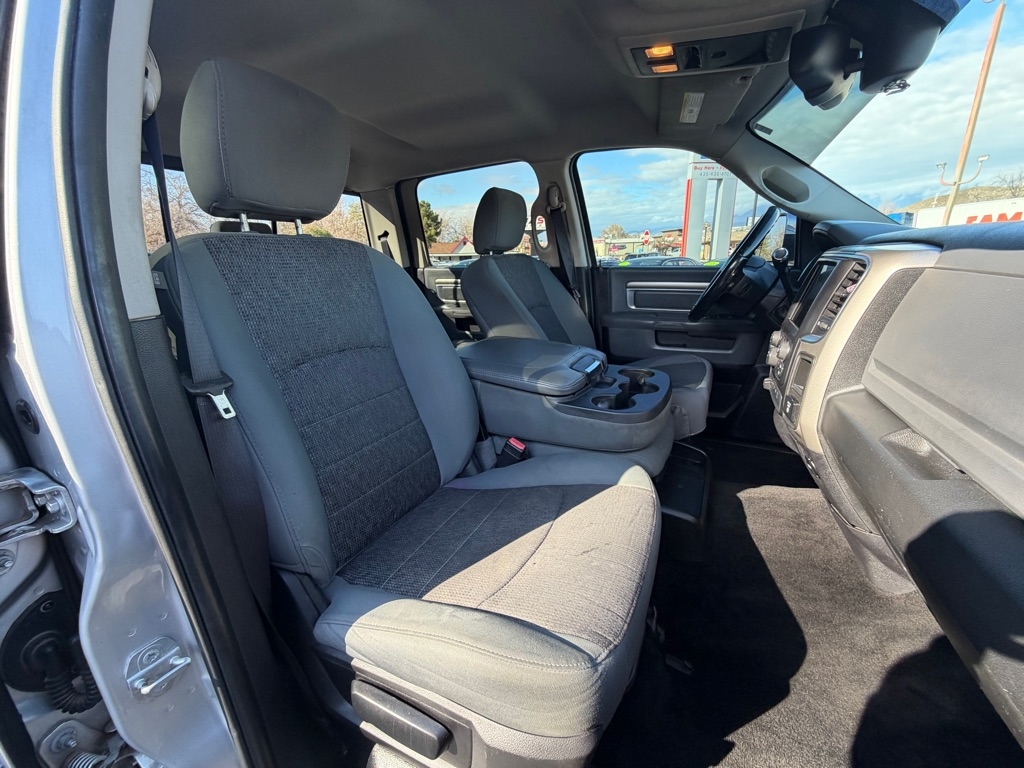 RAM 2500 SLT Crew Cab SWB 4WD 2016