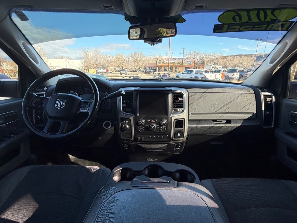 RAM 2500 SLT Crew Cab SWB 4WD 2016