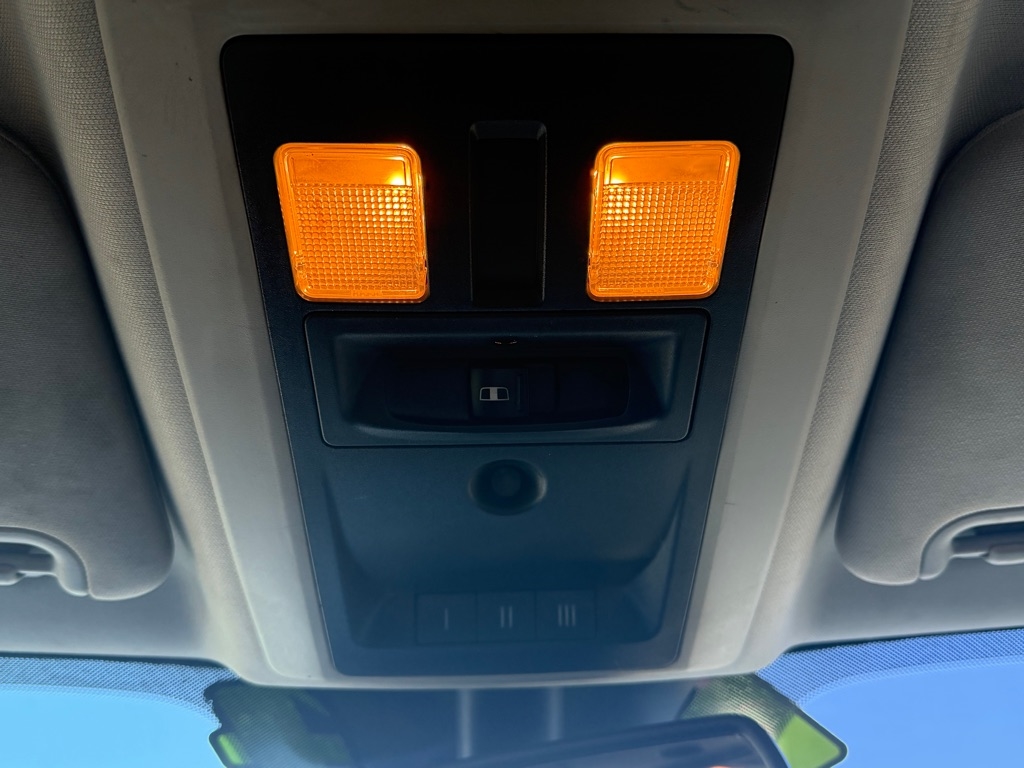 RAM 2500 SLT Crew Cab SWB 4WD 2016