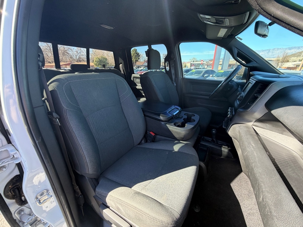 RAM 2500 Tradesman Crew Cab LWB 4WD 2021