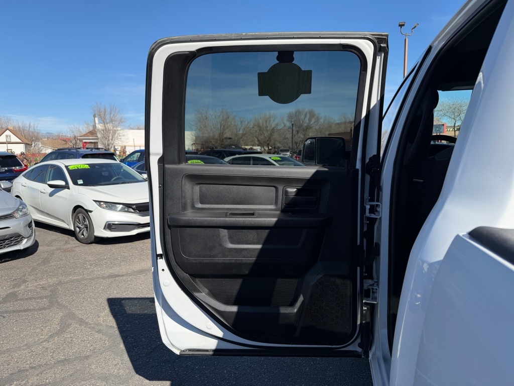 RAM 2500 Tradesman Crew Cab LWB 4WD 2021