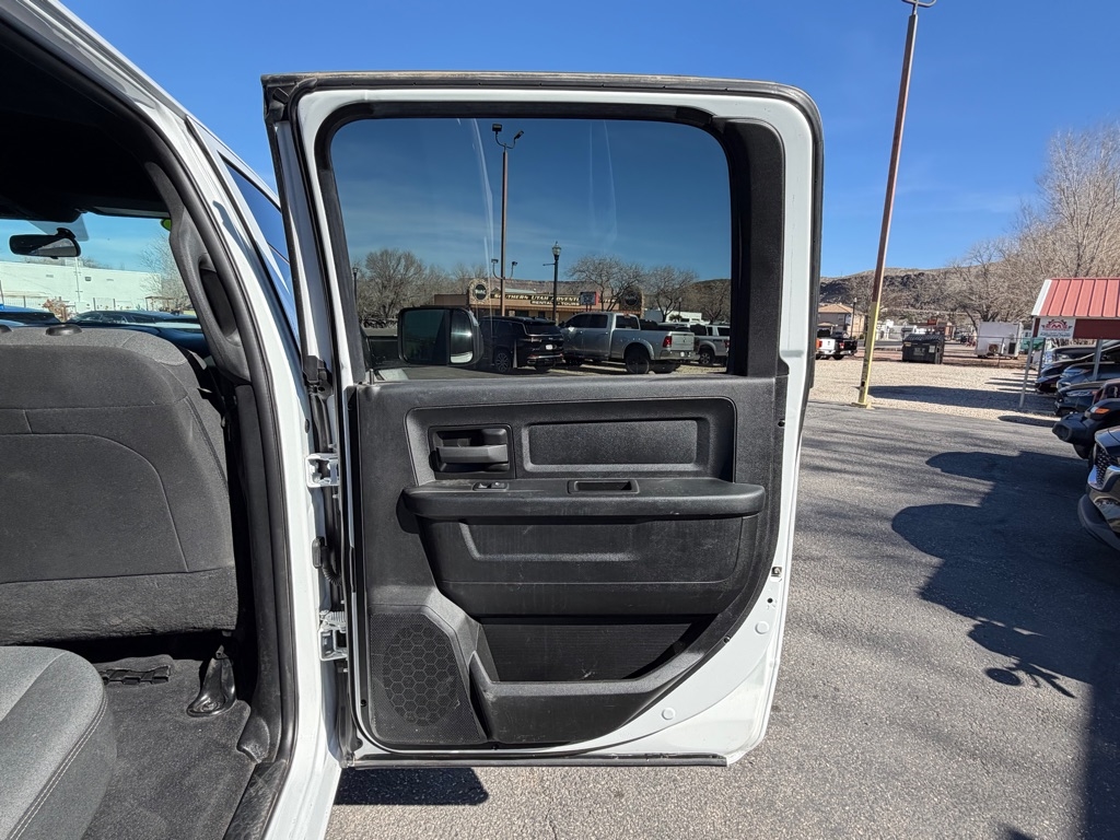 RAM 2500 Tradesman Crew Cab LWB 4WD 2021