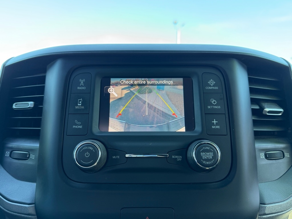 RAM 2500 Tradesman Crew Cab LWB 4WD 2021