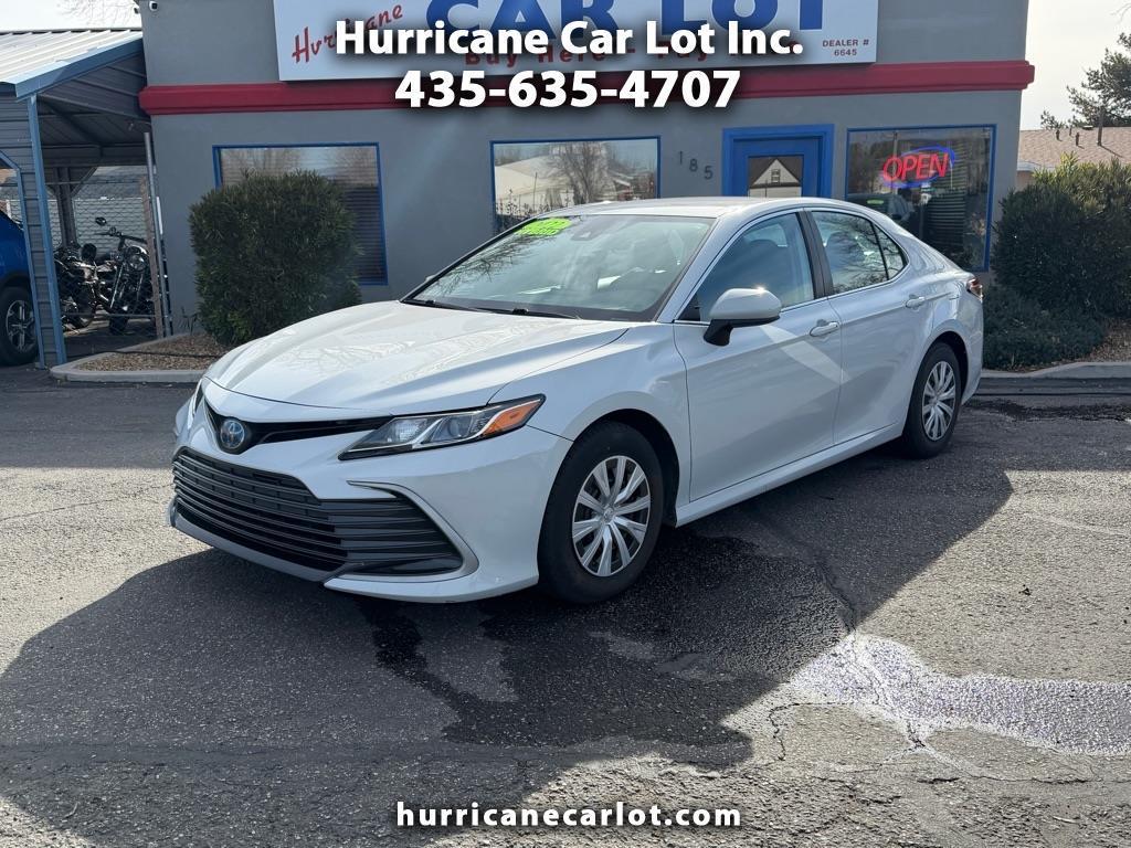 2022 Toyota Camry Hybrid LE