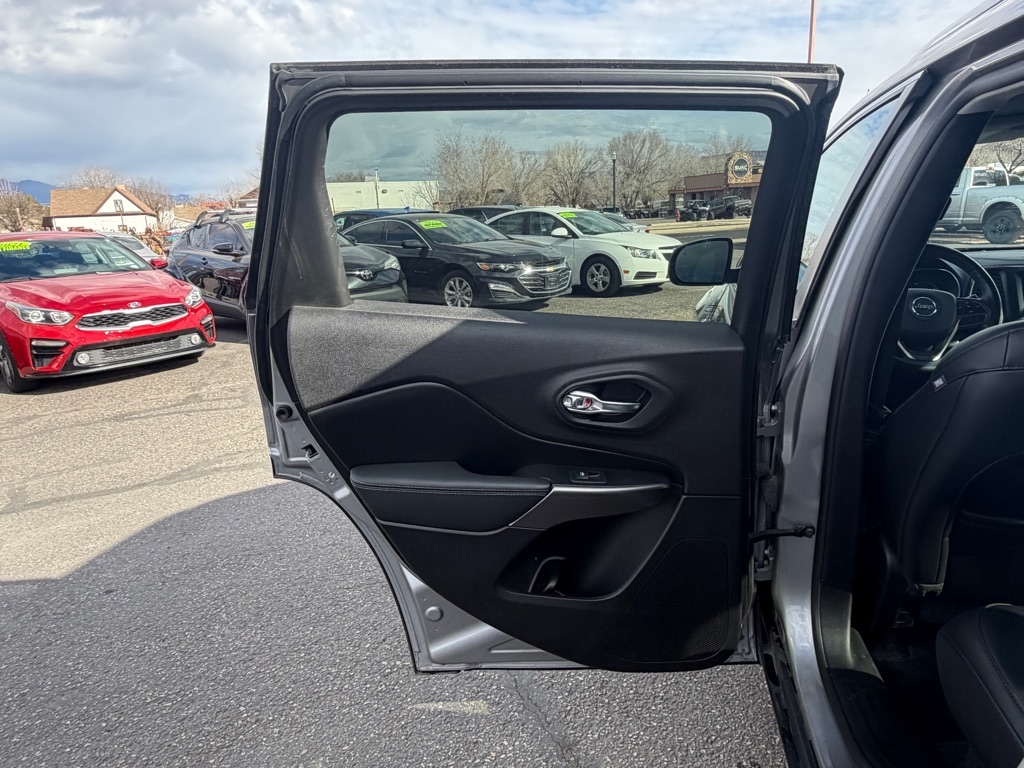 Jeep Cherokee Latitude Plus FWD 2020