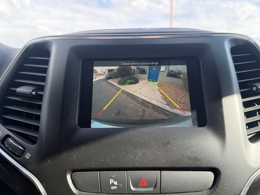 Jeep Cherokee Latitude Plus FWD 2020