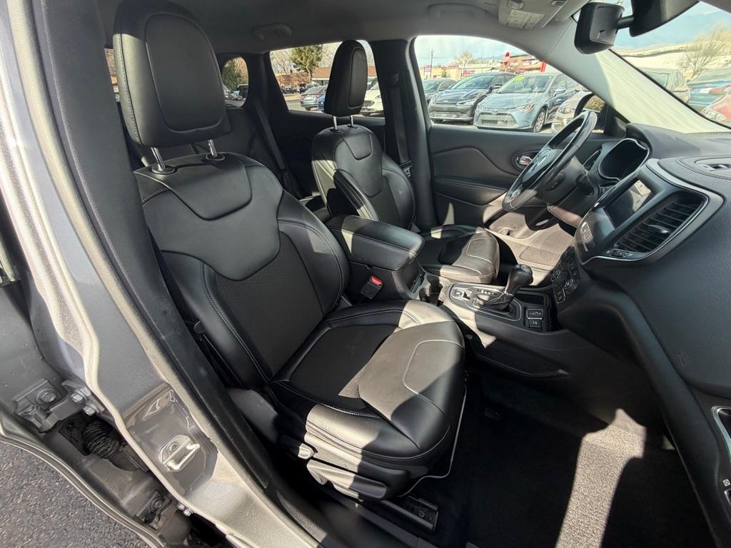 Jeep Cherokee Latitude Plus FWD 2020