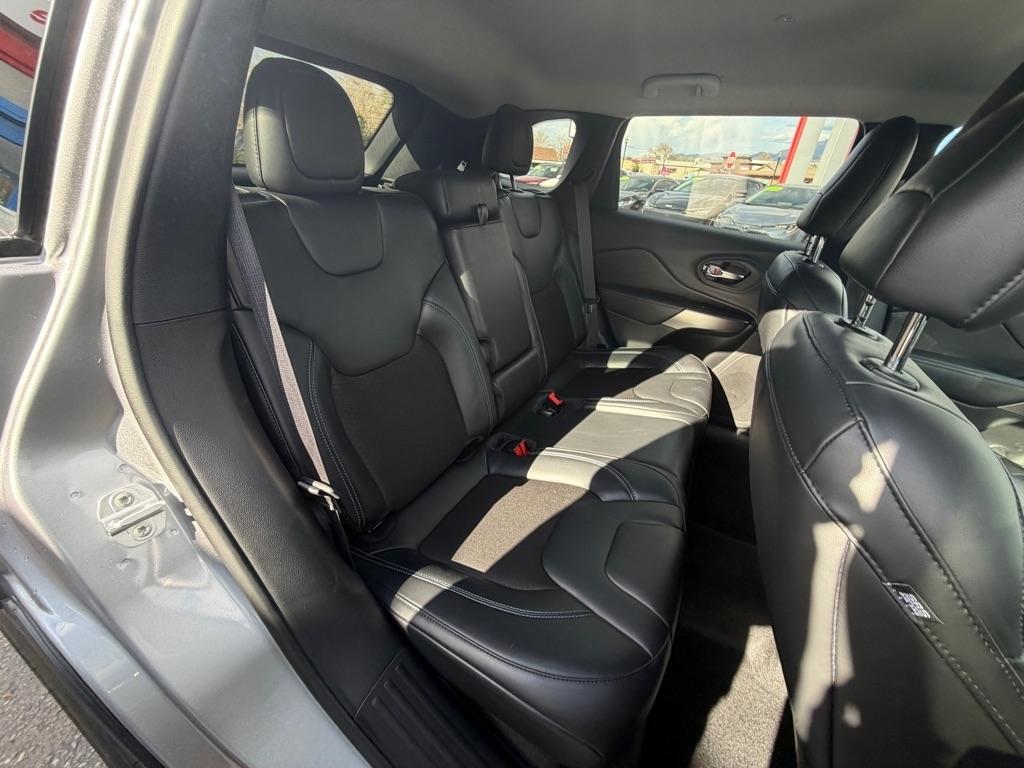 Jeep Cherokee Latitude Plus FWD 2020