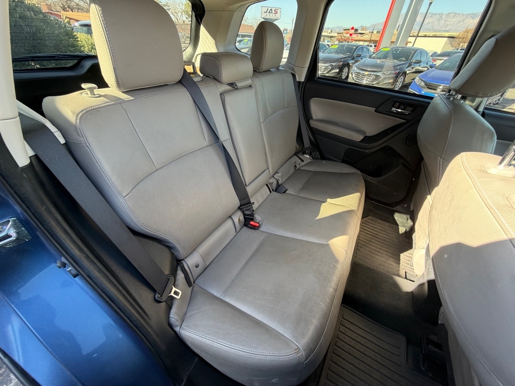 Subaru Forester 2.5i Touring 2016