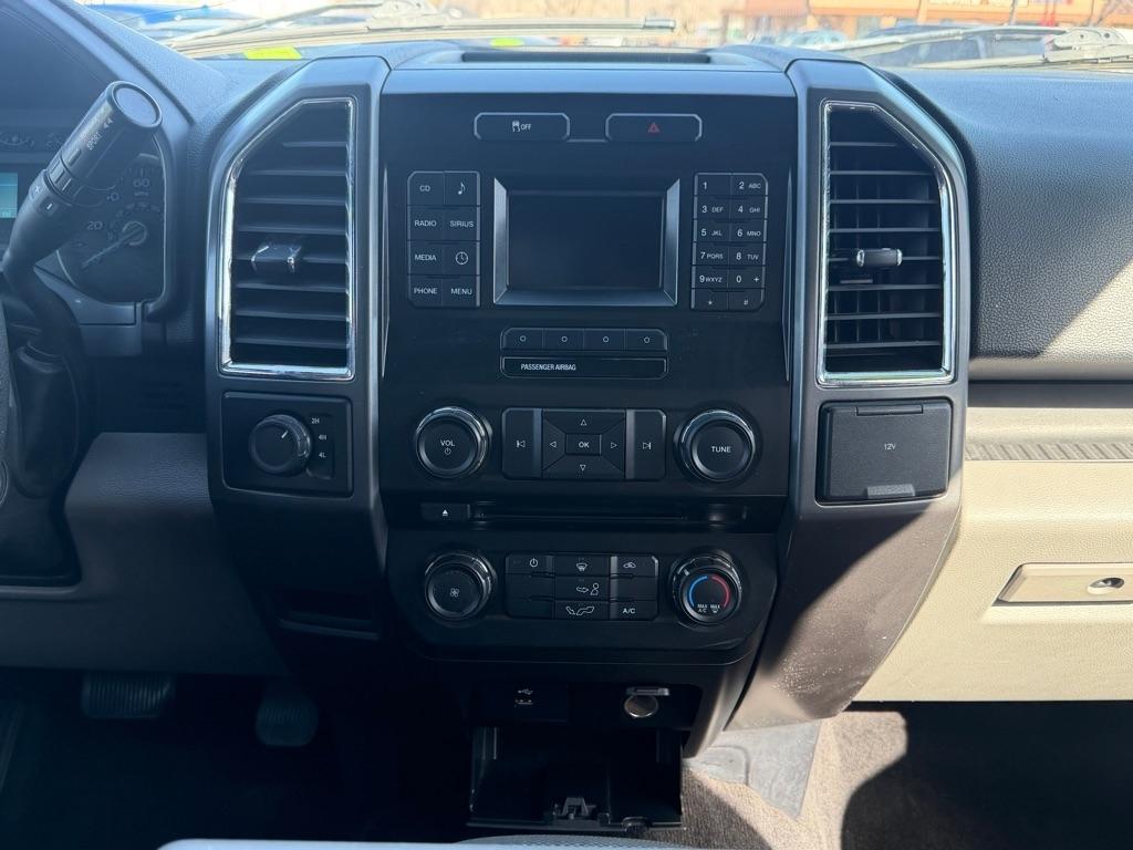 Ford F-150 XL SuperCrew 5.5-ft. Bed 4WD 2016