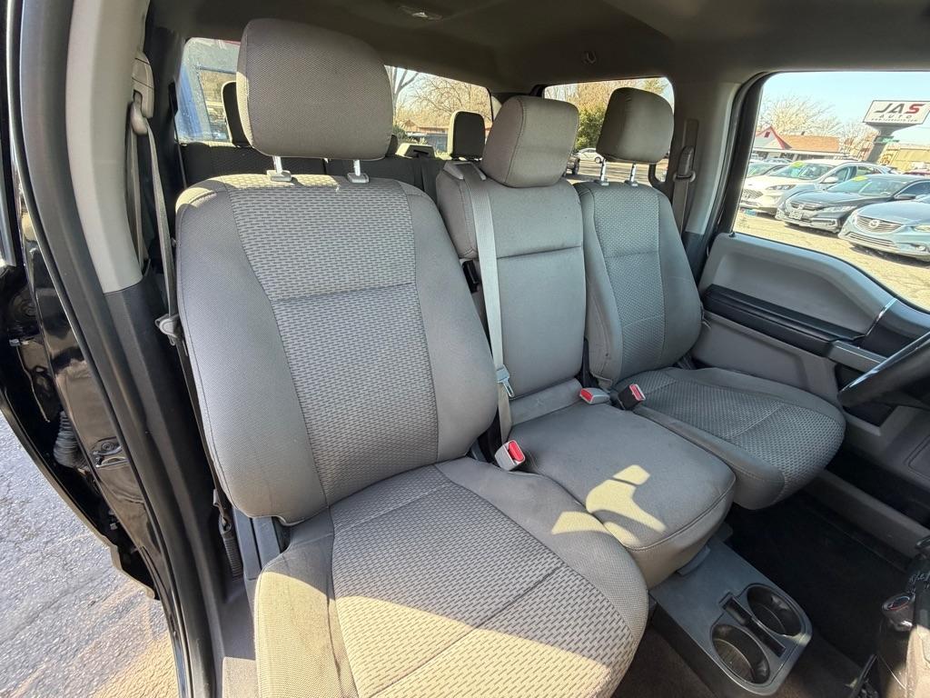 Ford F-150 XL SuperCrew 5.5-ft. Bed 4WD 2016