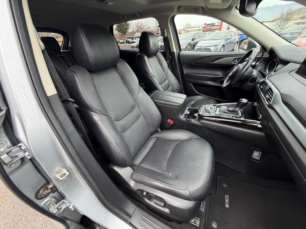 Mazda CX-9 Touring 2023