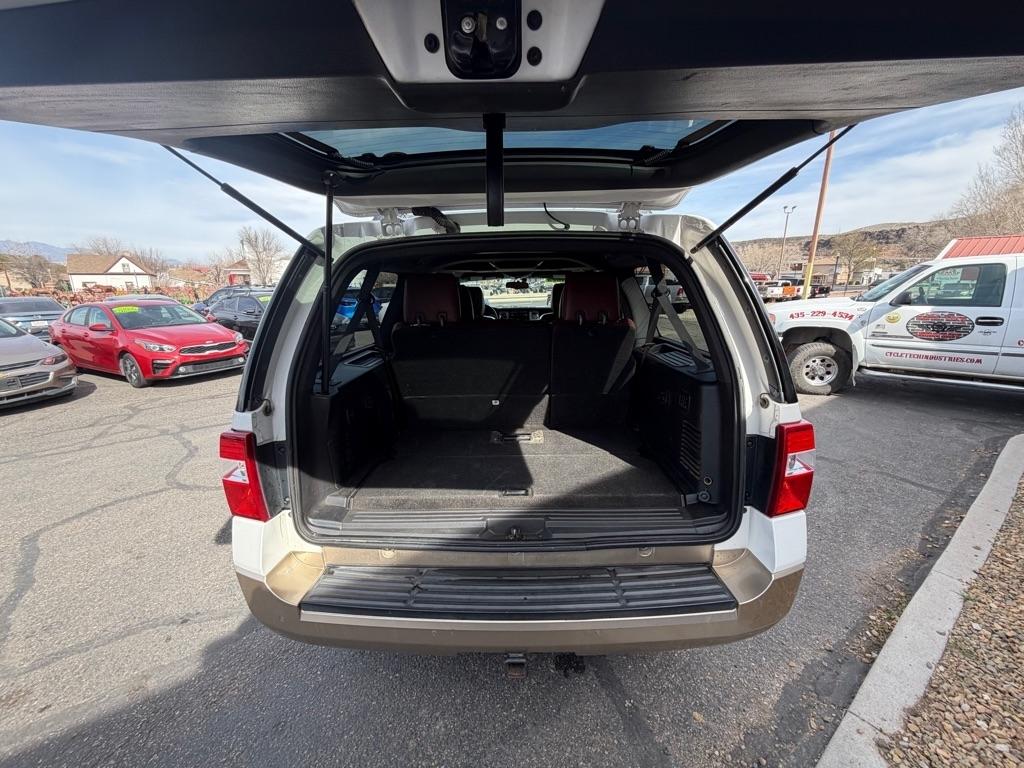 Ford Expedition EL XLT 2WD 2012