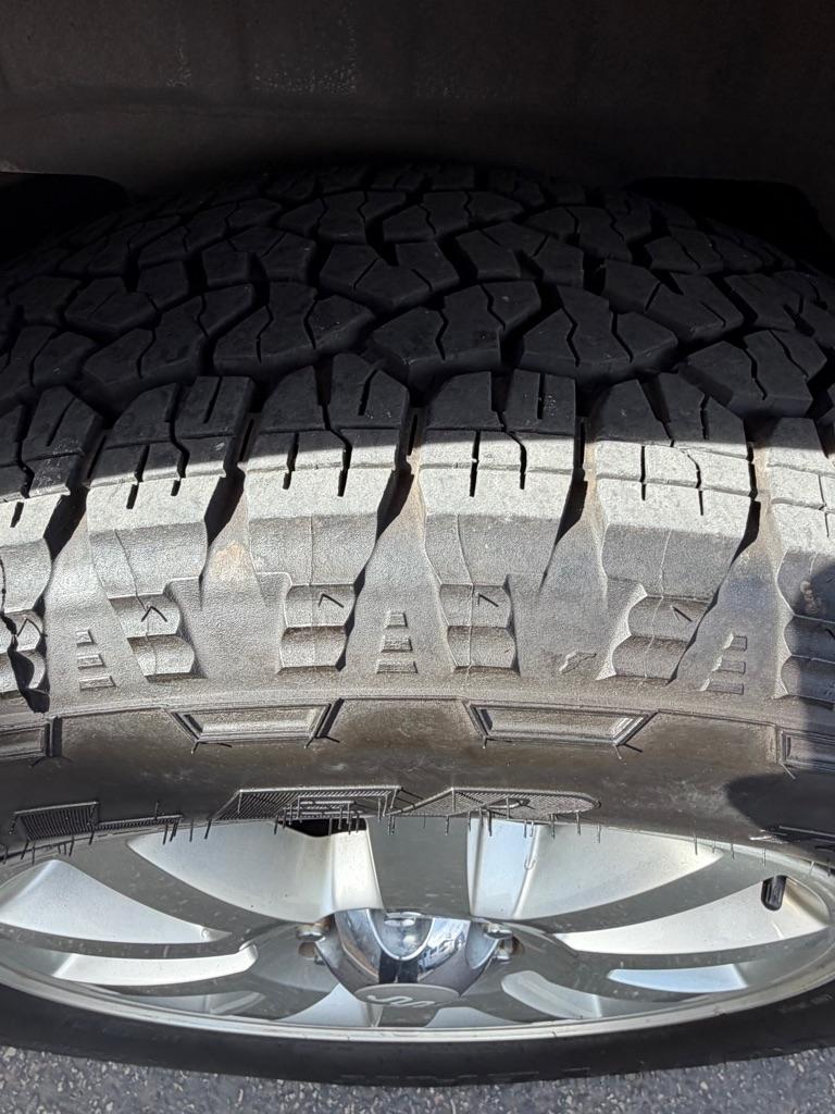 Ford Expedition EL XLT 2WD 2012