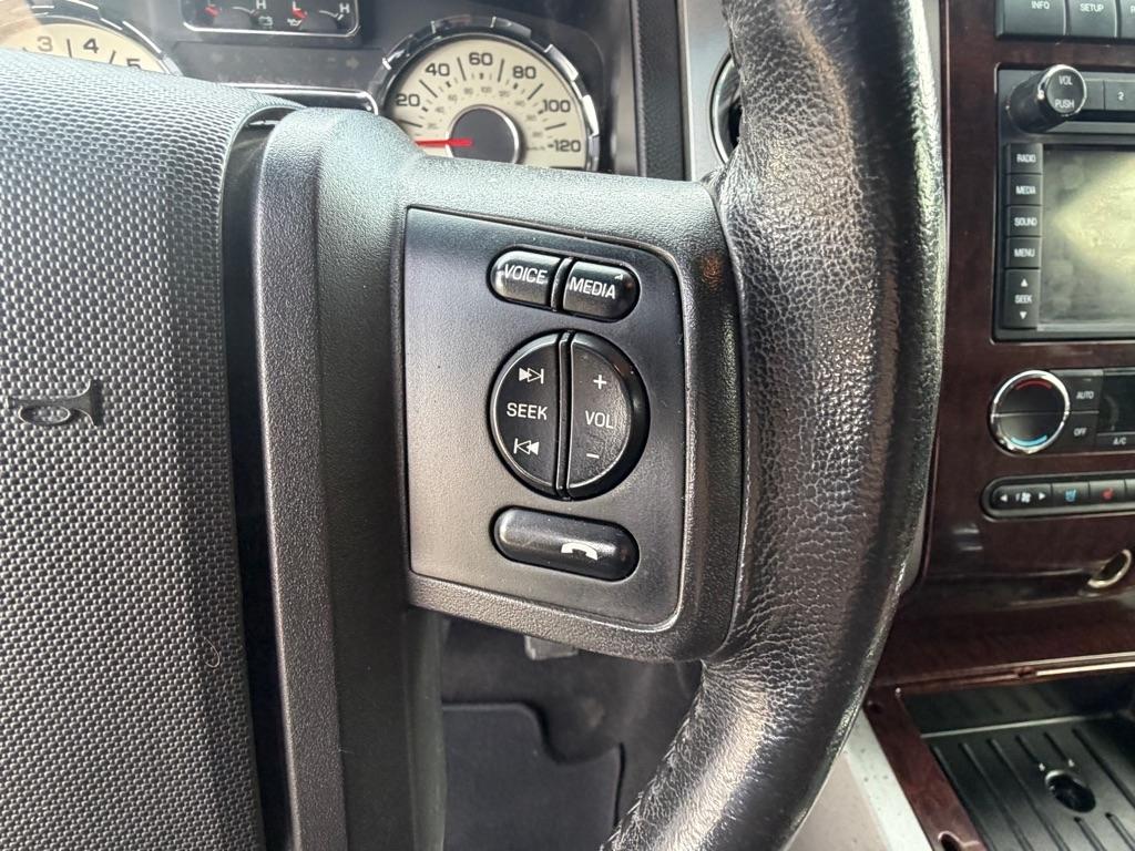 Ford Expedition EL XLT 2WD 2012