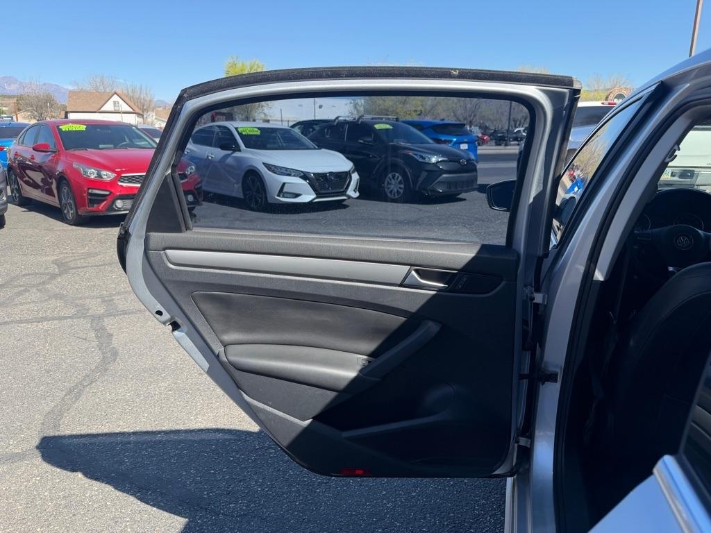 Volkswagen Passat S 6A 2015