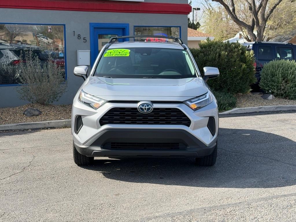 Toyota RAV4 Hybrid XLE 2024