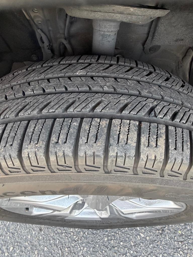 Toyota RAV4 Hybrid XLE 2024