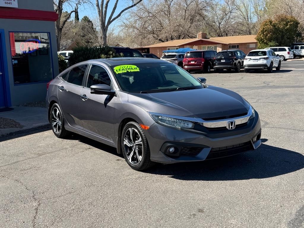 Honda Civic Touring Sedan CVT 2016