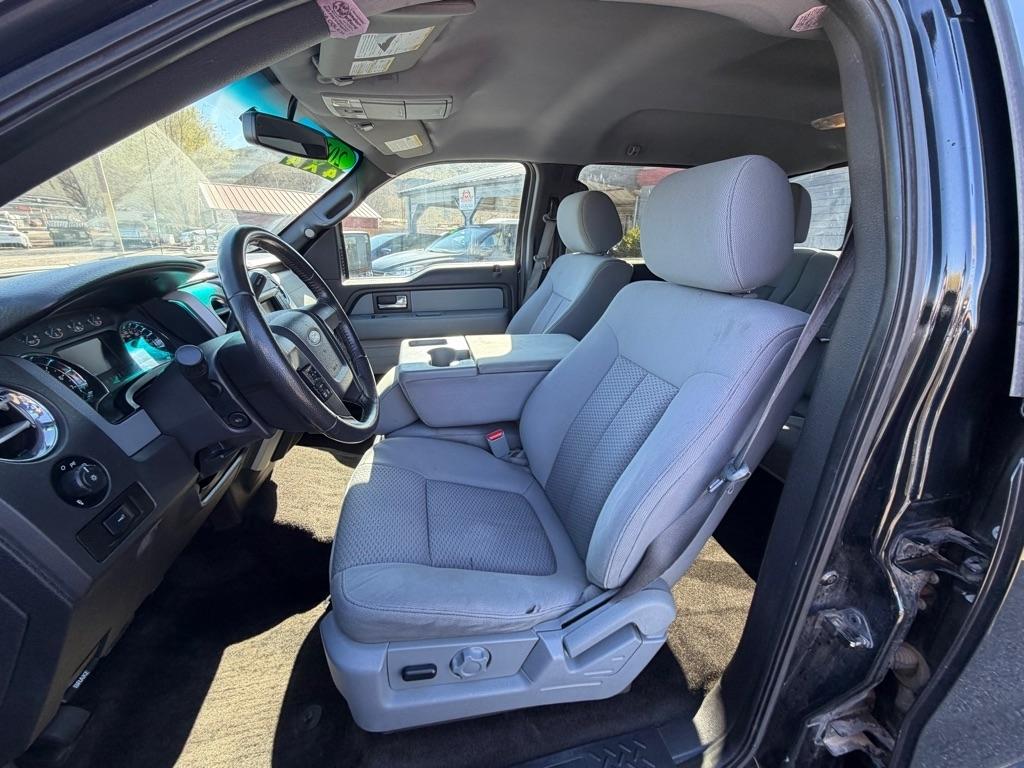 Ford F-150 XL SuperCrew 5.5-ft. Bed 4WD 2014