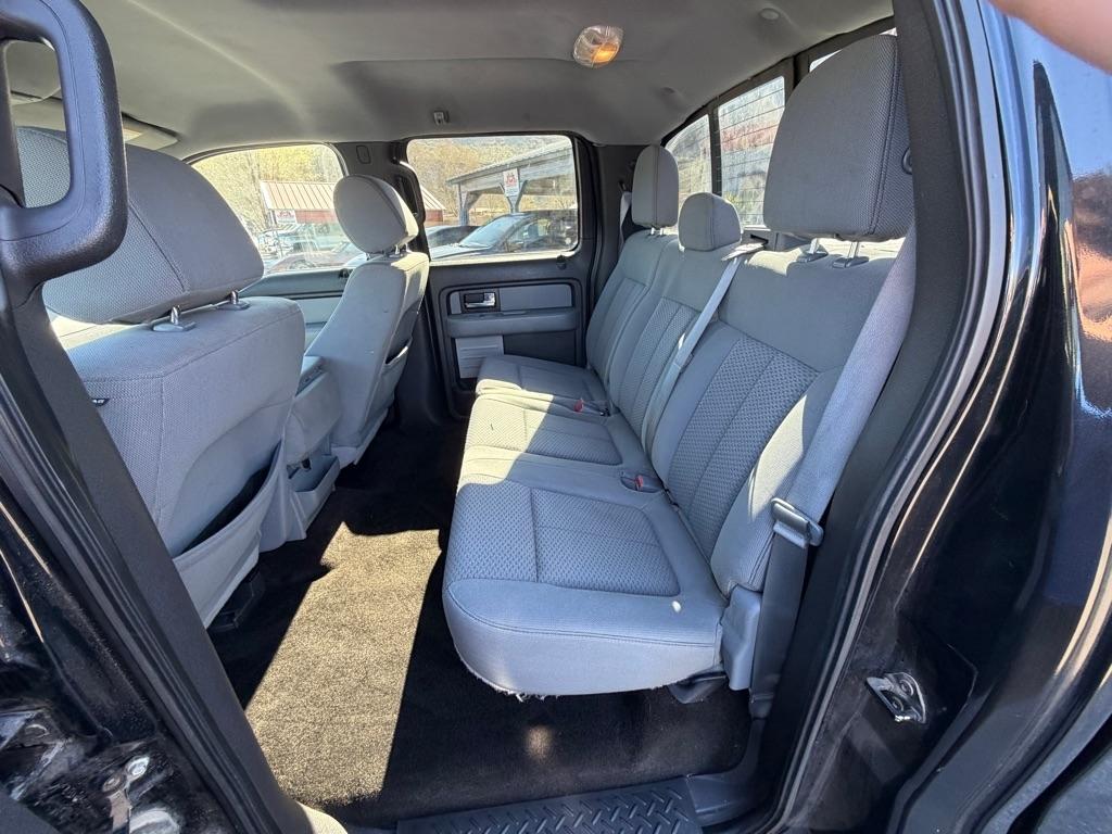 Ford F-150 XL SuperCrew 5.5-ft. Bed 4WD 2014