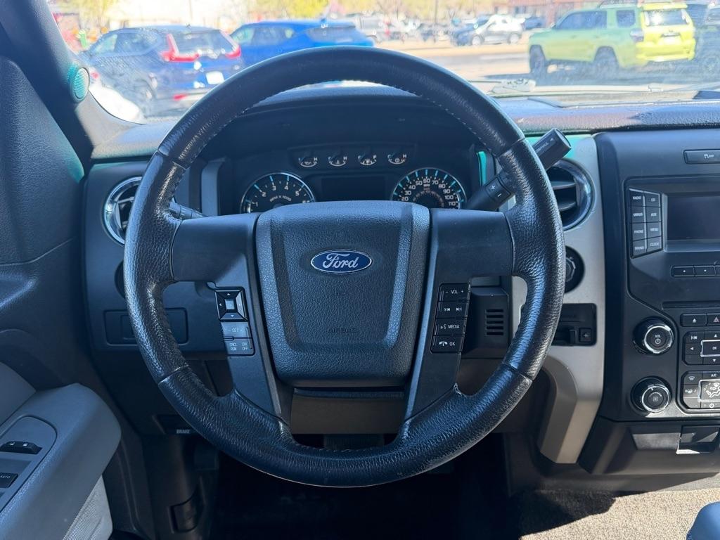 Ford F-150 XL SuperCrew 5.5-ft. Bed 4WD 2014