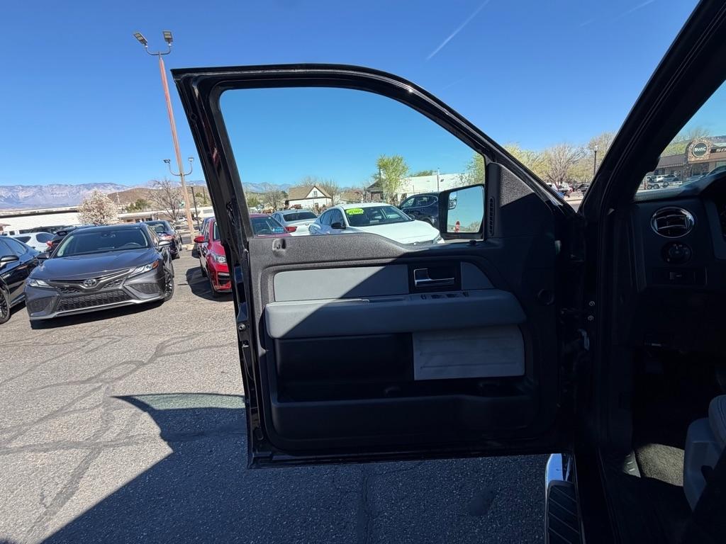 Ford F-150 XL SuperCrew 5.5-ft. Bed 4WD 2014