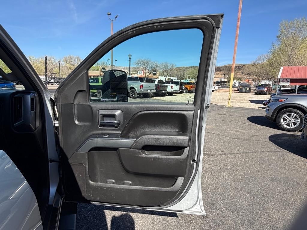 Chevrolet Silverado 2500HD LT Crew Cab 4WD 2015