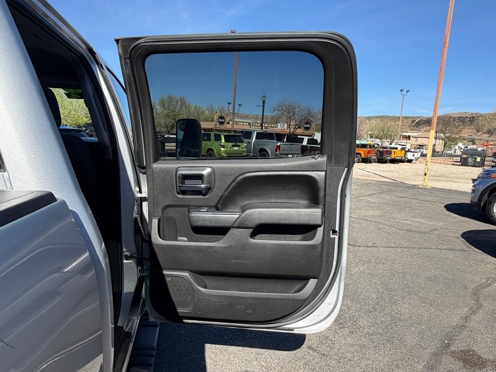 Chevrolet Silverado 2500HD LT Crew Cab 4WD 2015