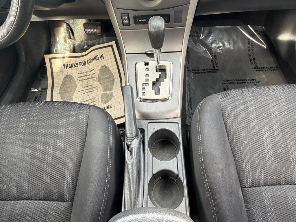 Toyota Corolla S 5-Speed MT 2013