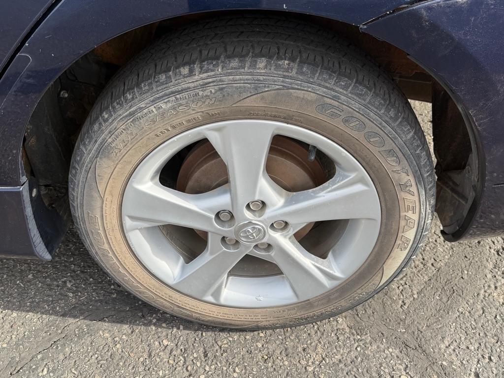 Toyota Corolla S 5-Speed MT 2013