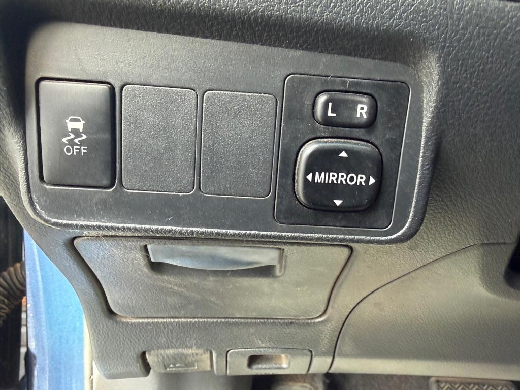 Toyota Corolla S 5-Speed MT 2013