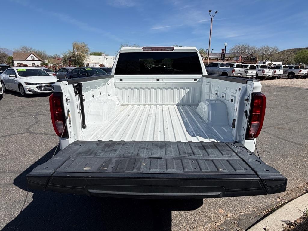GMC Sierra 1500 SLE Crew Cab 4WD 2023