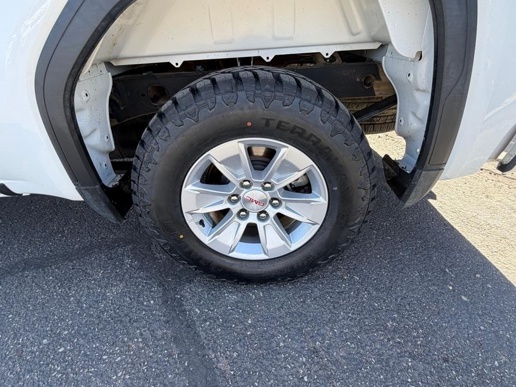 GMC Sierra 1500 SLE Crew Cab 4WD 2023