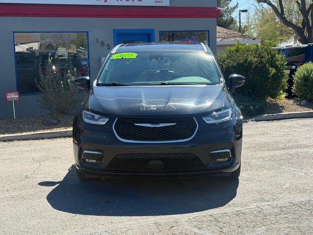Chrysler Pacifica Touring L 2023