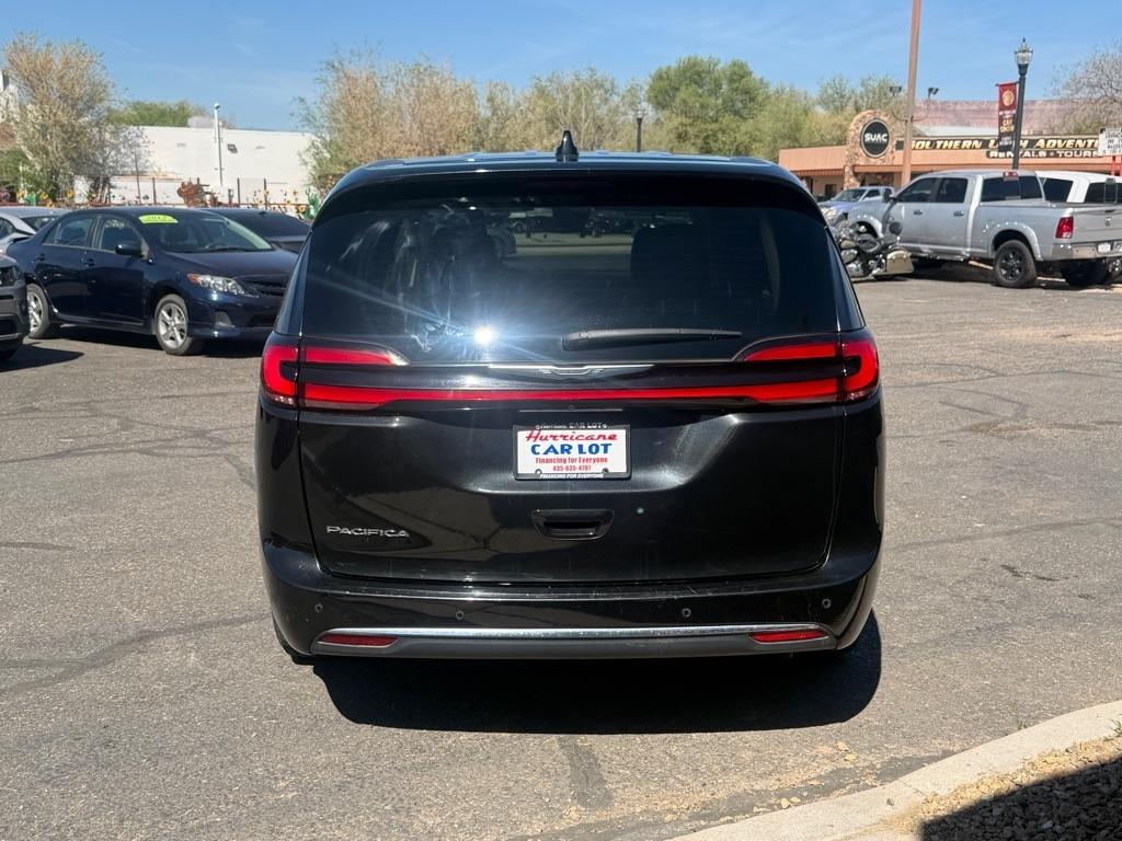 Chrysler Pacifica Touring L 2023