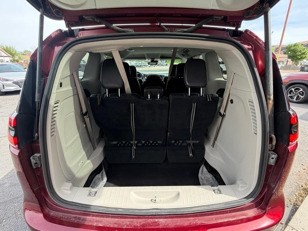 Chrysler Pacifica Touring-L 2022