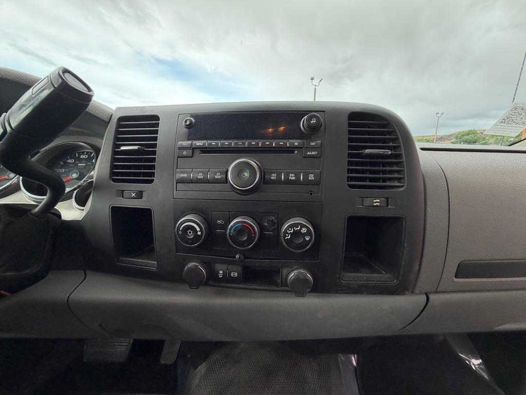 Chevrolet Silverado 2500HD Work Truck Long Box 2WD 2012