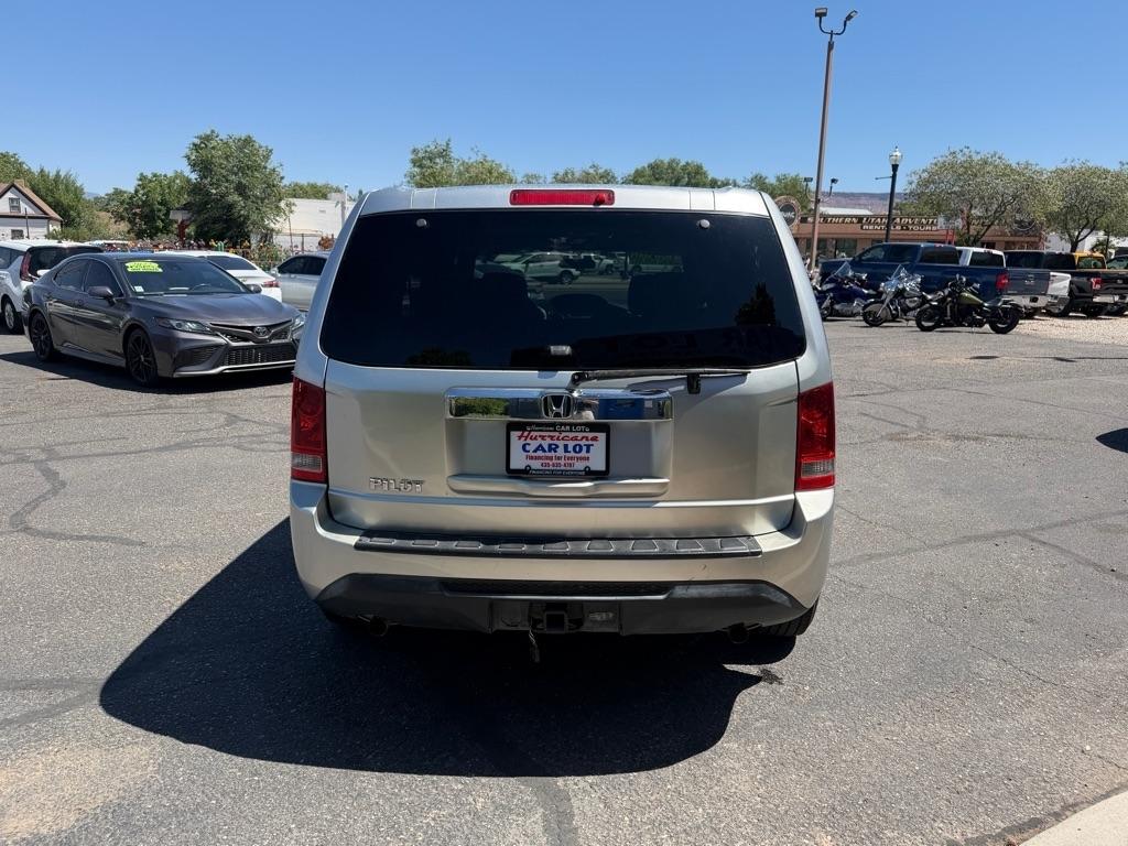 Honda Pilot LX 2WD 5-Spd AT 2015