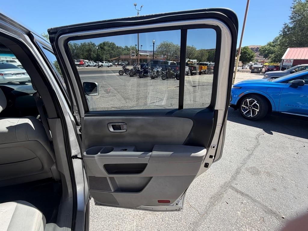 Honda Pilot LX 2WD 5-Spd AT 2015