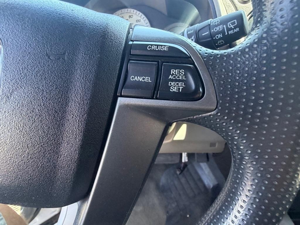 Honda Pilot LX 2WD 5-Spd AT 2015