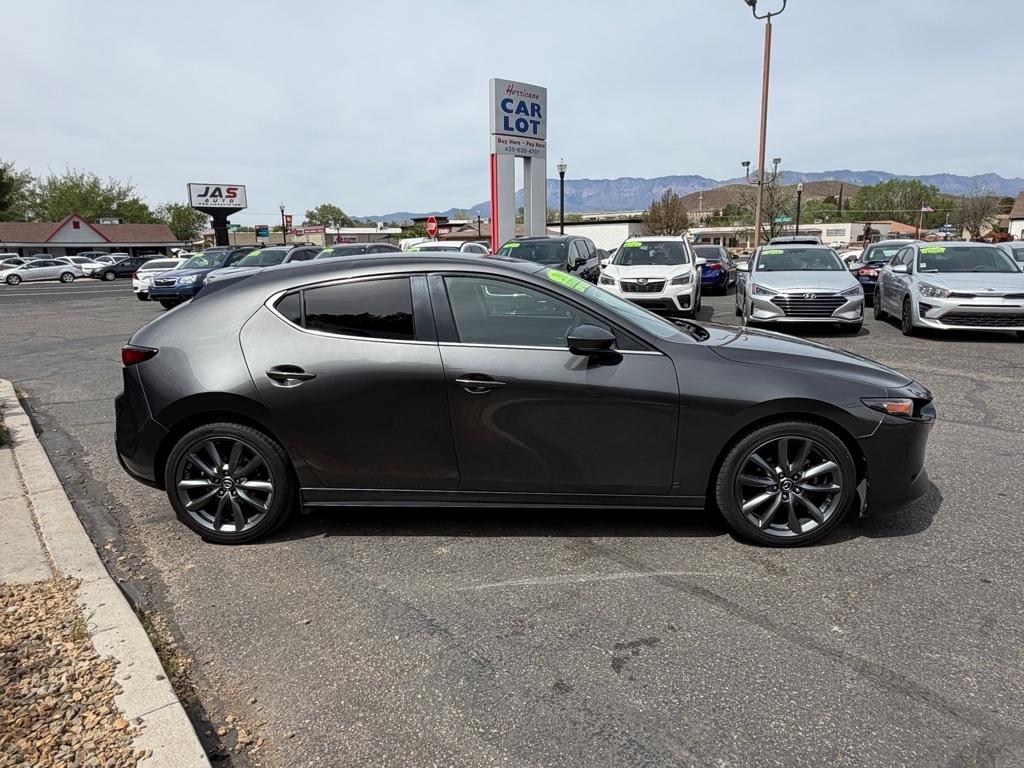 Mazda MAZDA3 Base Hatchback 2019