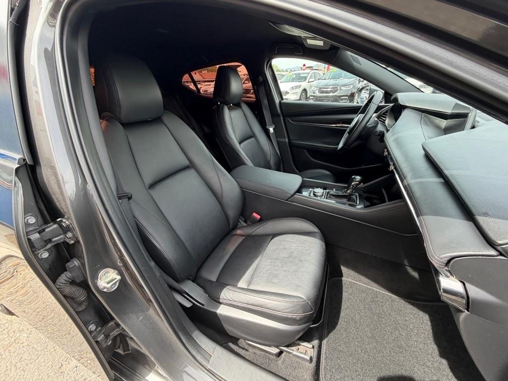 Mazda MAZDA3 Base Hatchback 2019