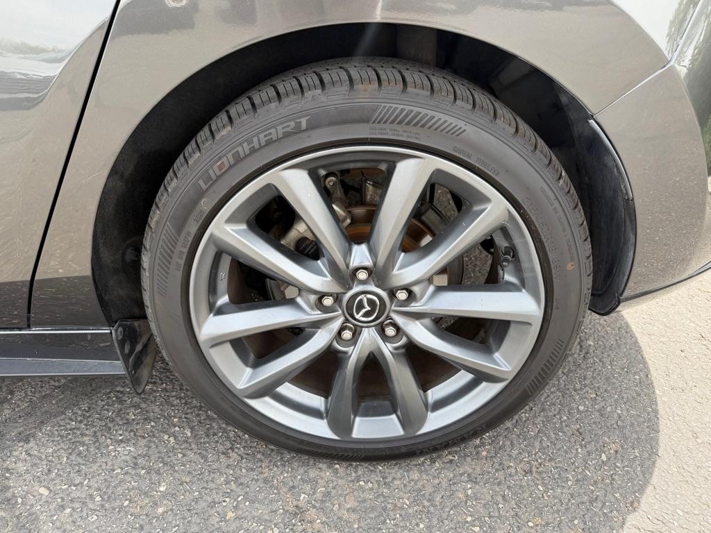 Mazda MAZDA3 Base Hatchback 2019