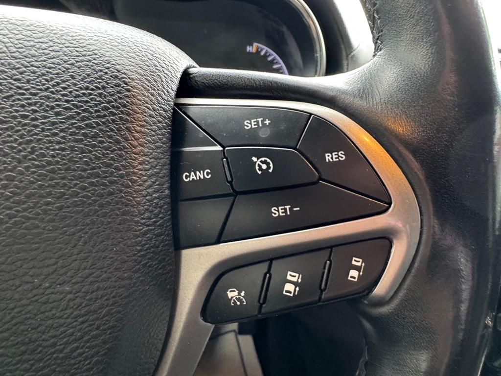 Jeep Grand Cherokee Overland 4WD 2019