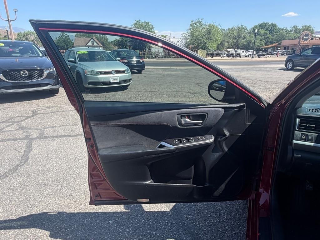 Toyota Camry XSE V6 2015