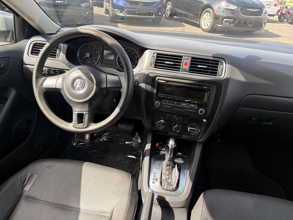 Volkswagen Jetta SE 2012